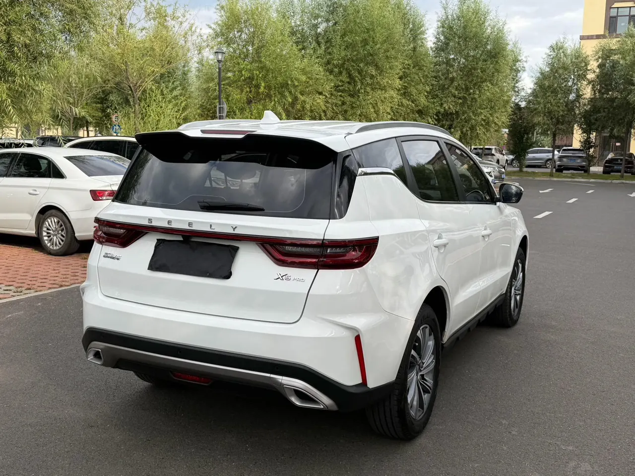 Geely Vision SUV(X6) 2021 Vision X6 Pro 1.4T Premium Automatic 6