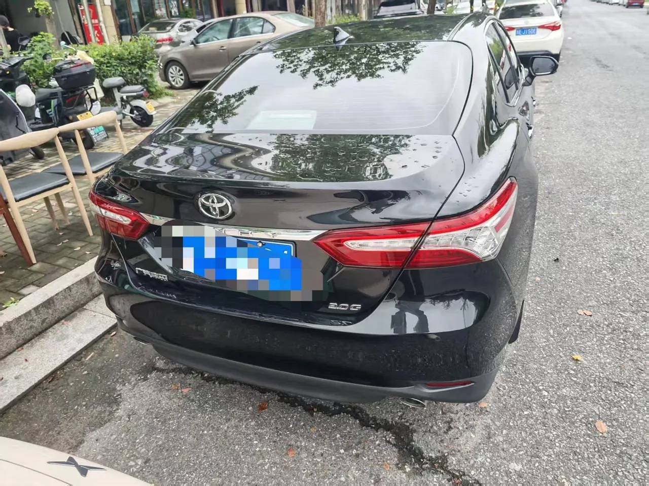 Toyota 2021 Camry 2.0G Stepless Deluxe Edition Automatic Gear 3