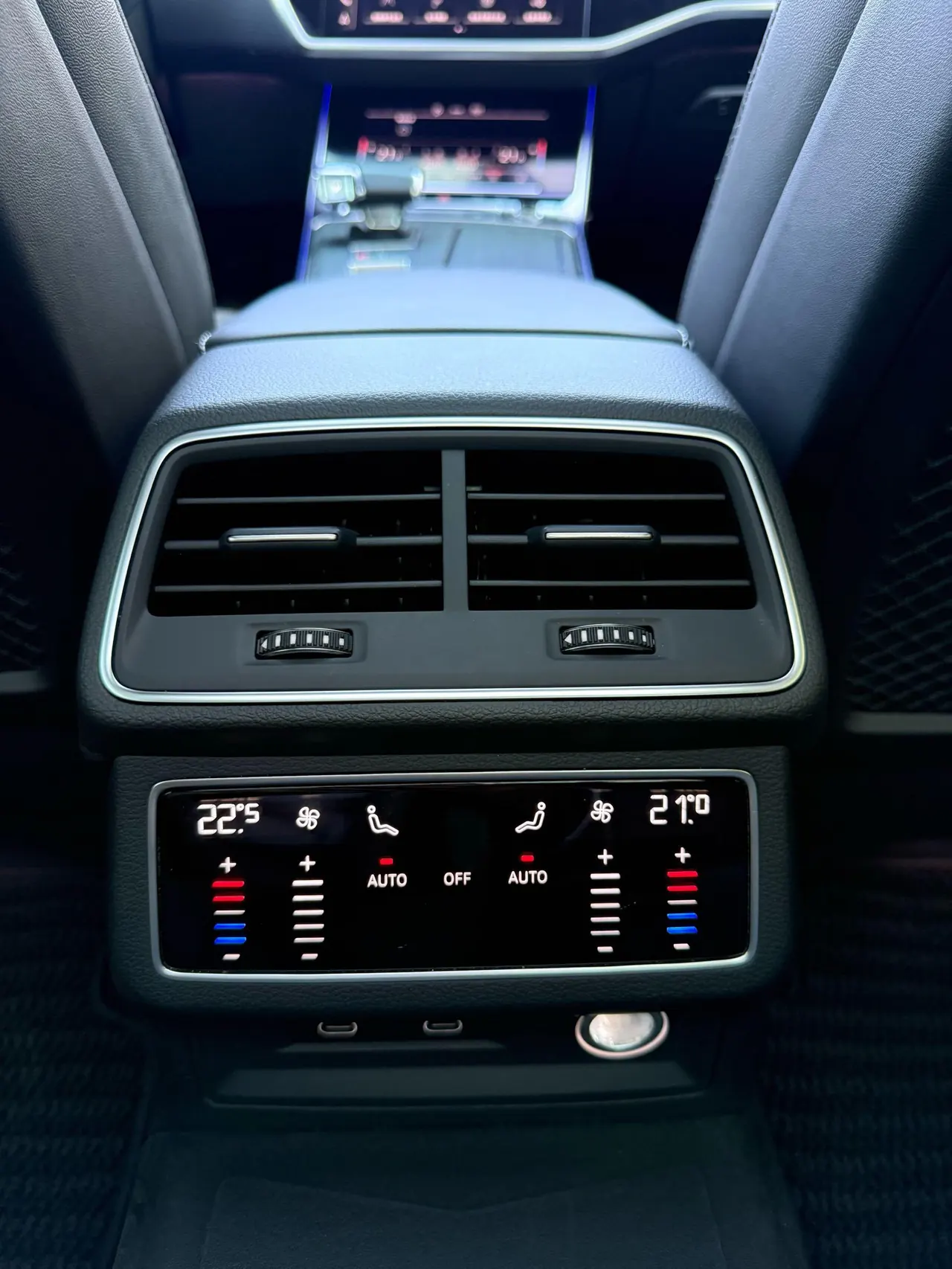 Audi 2024 A6L 2.0TFSI 45TFSI Quattro Selected Dynamic Automatic 9