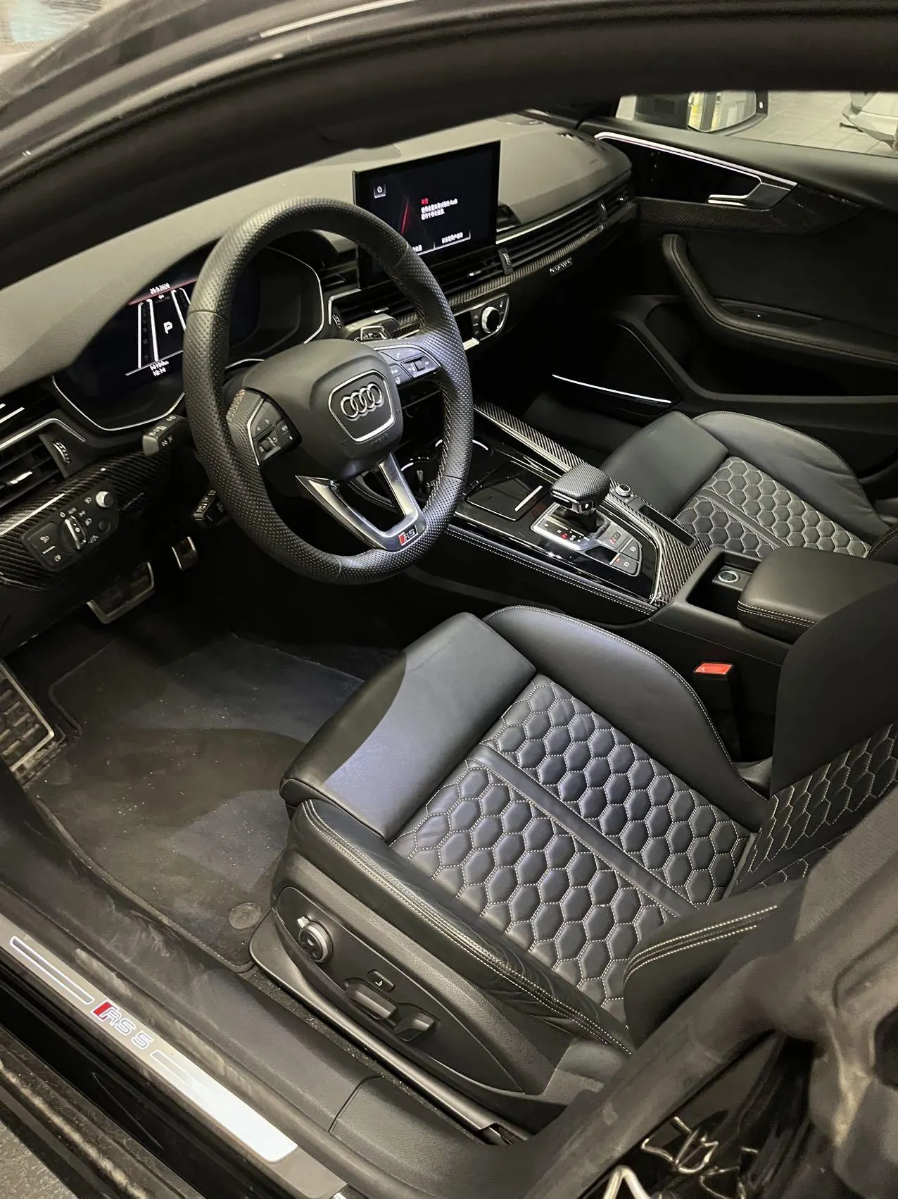 Audi RS5 (Imported) 2023 RS5 Sportback 2.9TFSI Obsidian Edition Automatic Gear 5