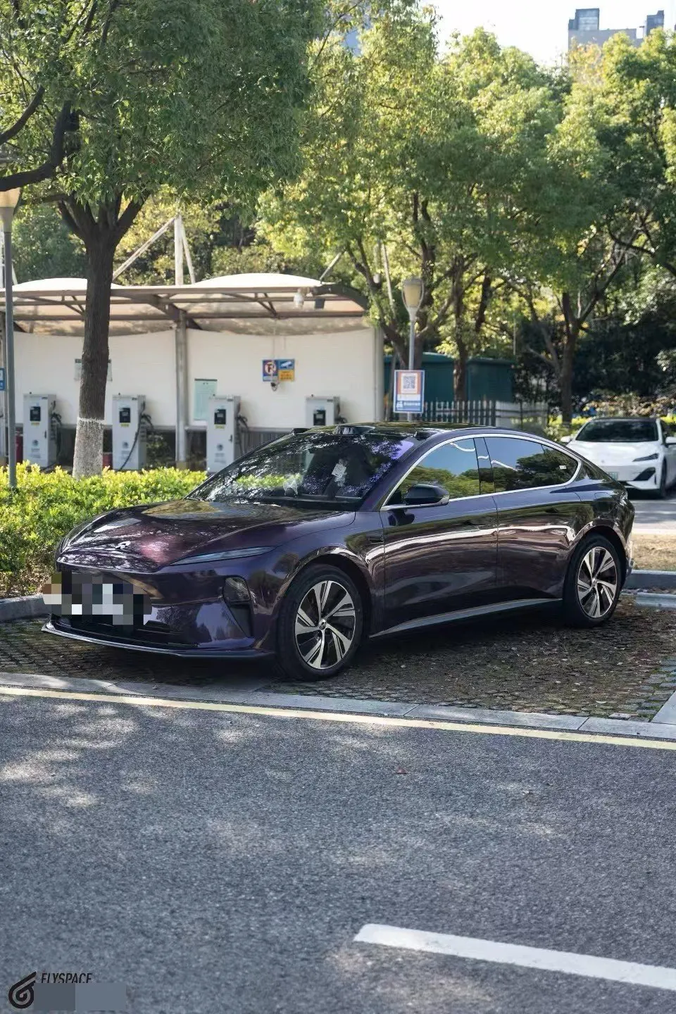 NIO 2024 ET5 75kWh automatic gear 4