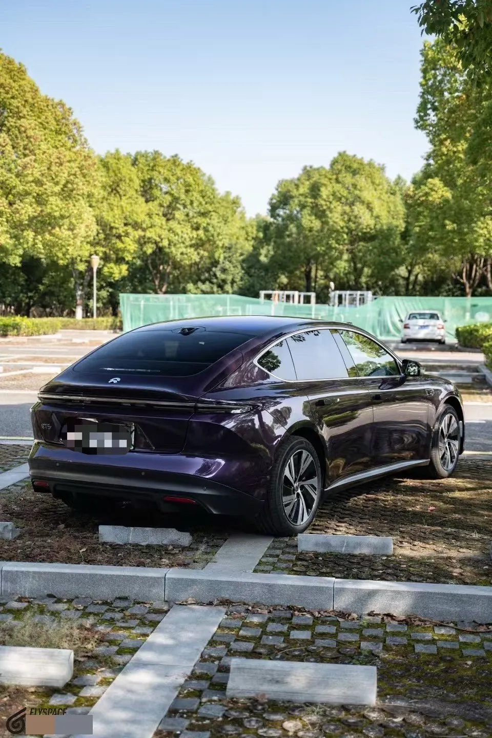 NIO 2024 ET5 75kWh automatic gear 5
