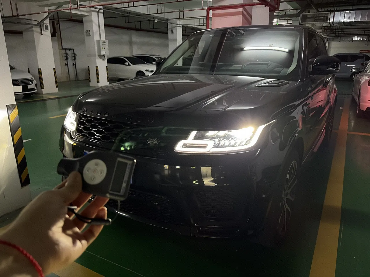 Land Rover Range Rover Sport Edition (Imported) 2022 Range Rover Sport Edition 48V 3.0T L6 Yao Black Edition Automatic Gear - View 1