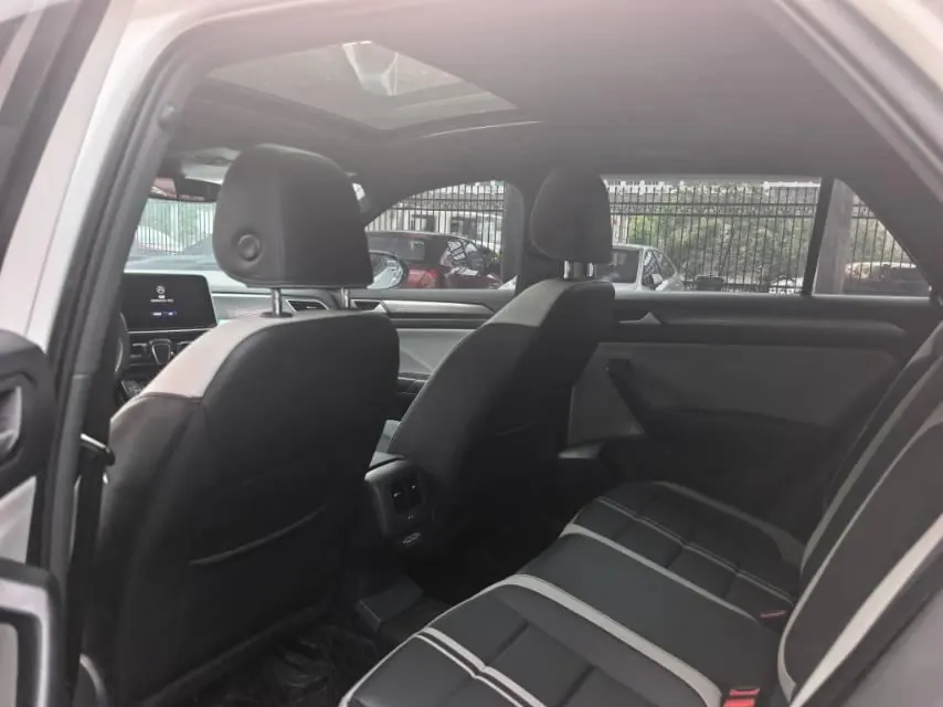 Volkswagen 2023 Tange 1.5TSI 300TSI Two-Drive Chen Guang Edition Automatic Gear 8