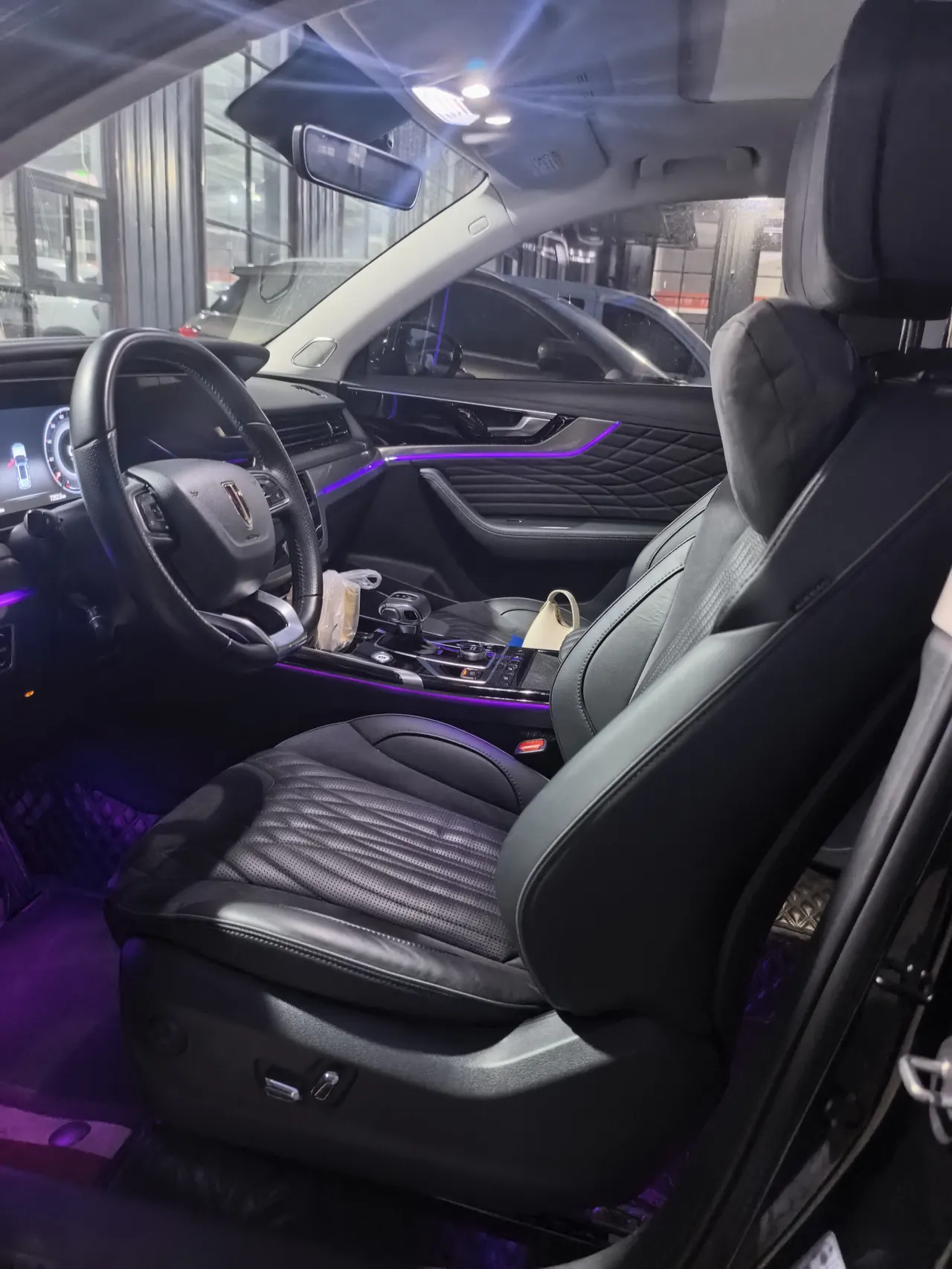 HongQi 2022 HS5 2.0T Zhilian Flag Edition Automatic Gear 3