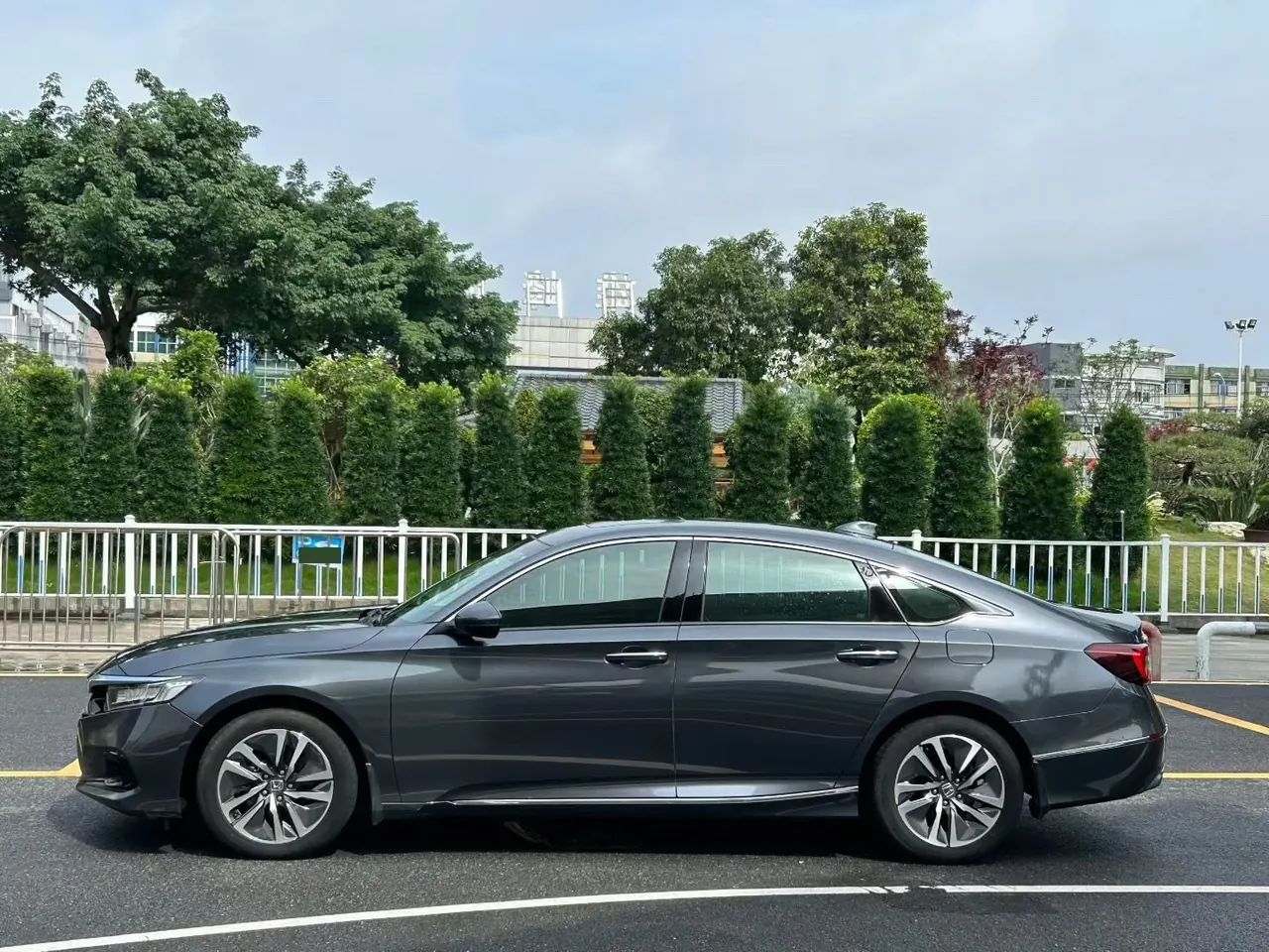Honda 2022 10th Generation Accord Hybrid 2.0 Stepless Sharp Collar Automatic Gear 2