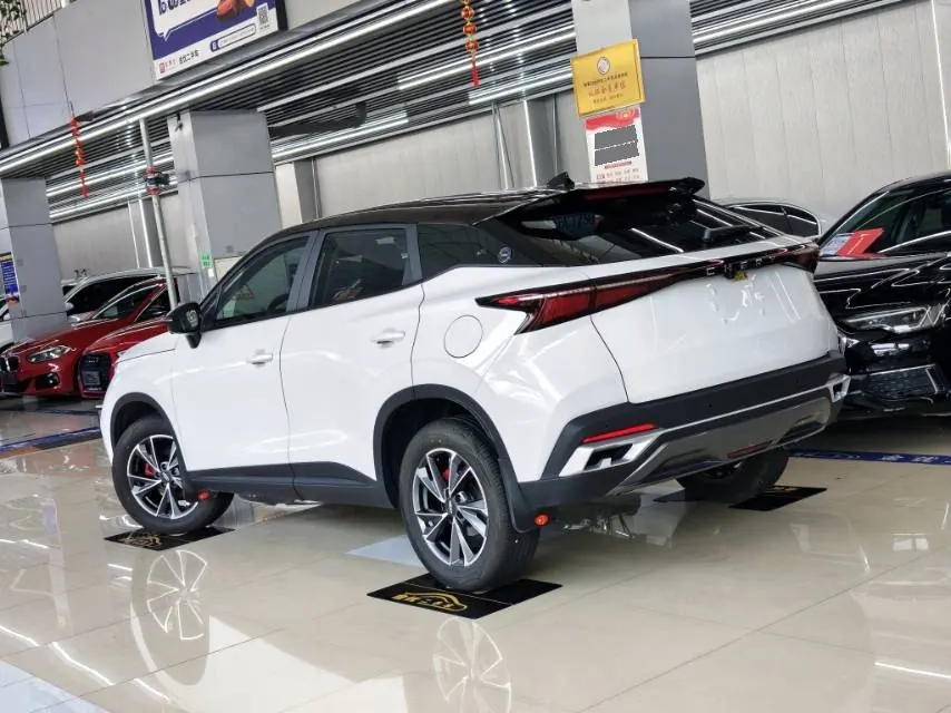 Chery 2025 Ruihu 5x 1.5T Stepless High Energy Edition Deluxe Automatic Gear 3