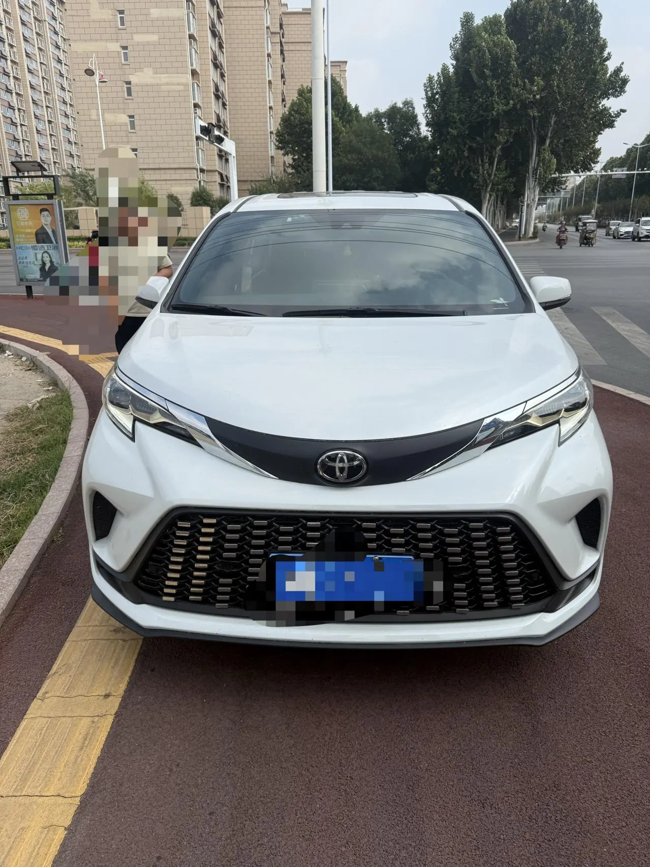Toyota 2024 Grevia HYBRID 2.5 Stepless Comfort Edition Automatic Transmission 2