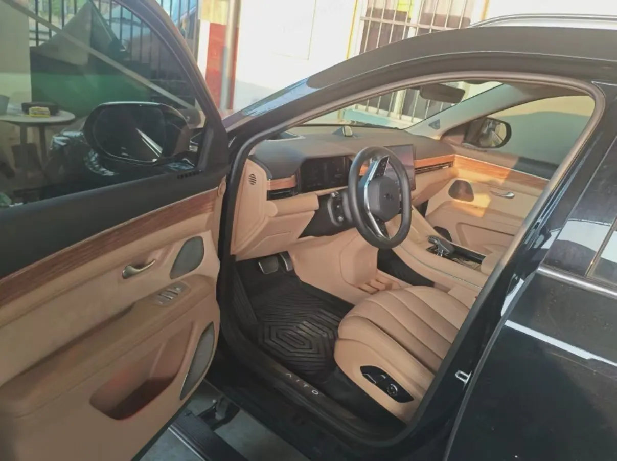 AITO 2024 AITO M 350.00g Drive Plus Edition 6-seat Automatic Gear 3