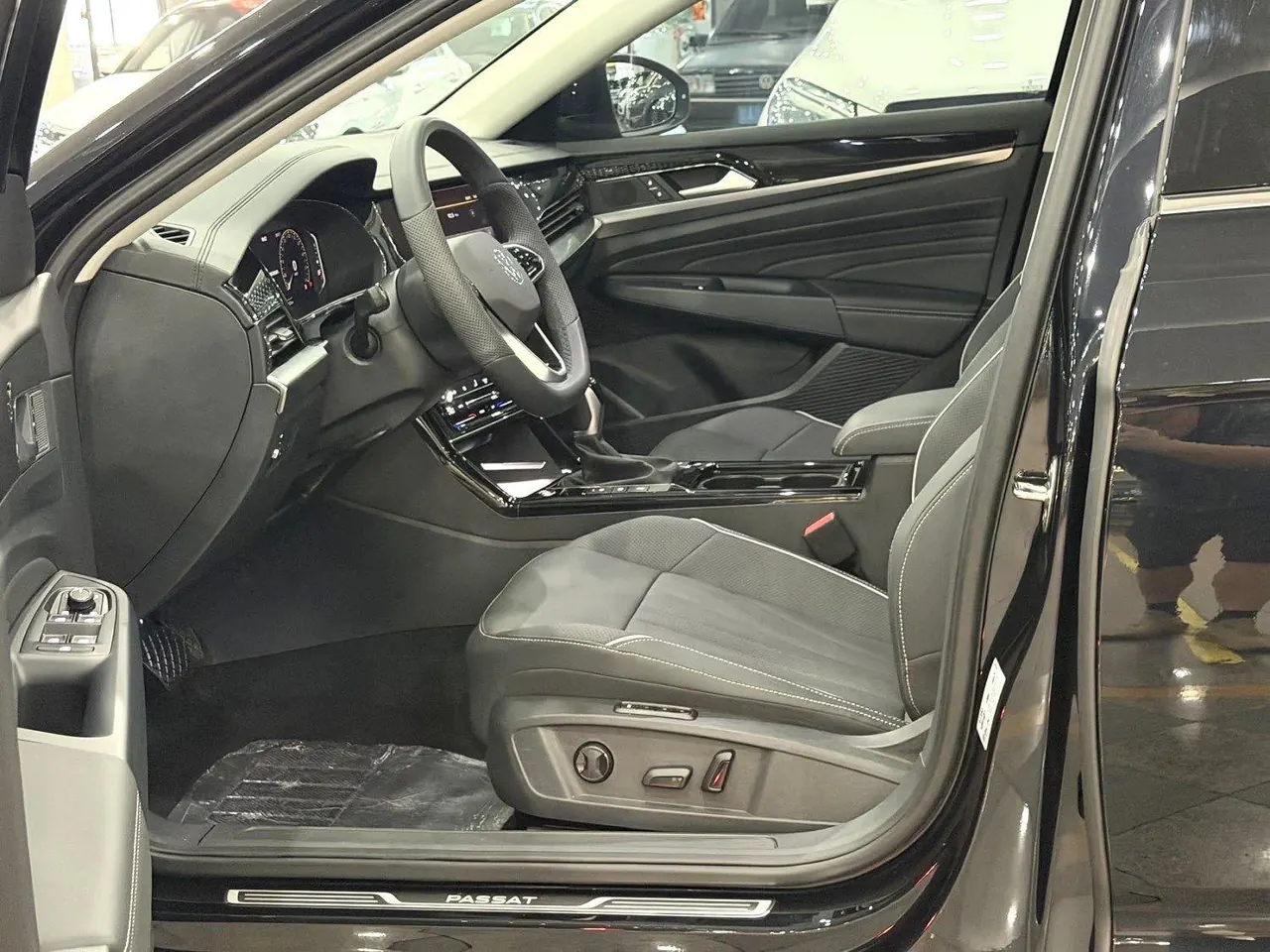 Volkswagen 2024 Passat 2.0TSI 380TSI Star Elite Edition Automatic 9