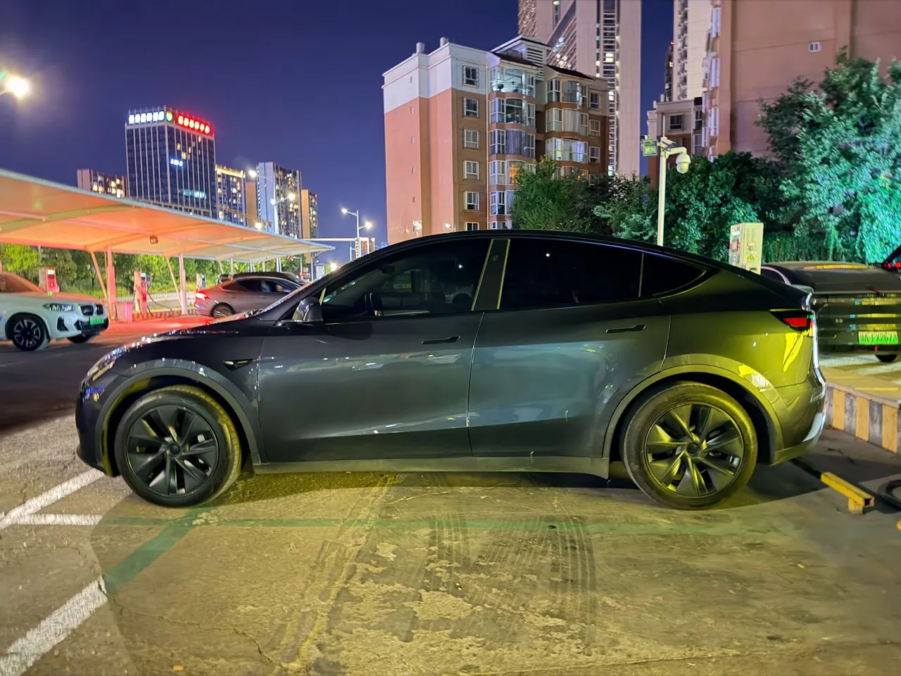 Tesla 2024 Model Y rear-wheel drive version automatic transmission 5