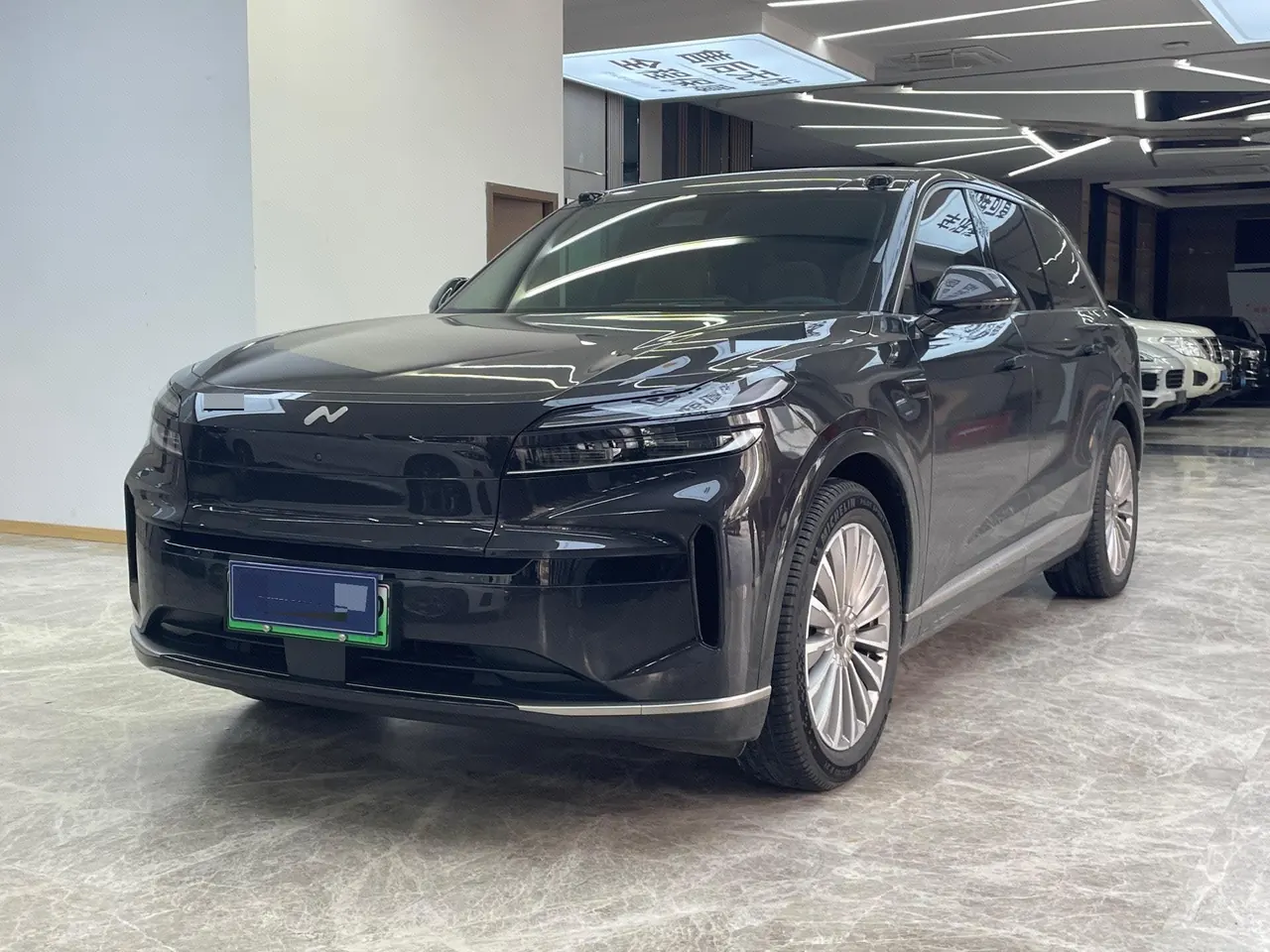 ONVO 2025 L90 Ultra Six‑Seater Automatic - View 1