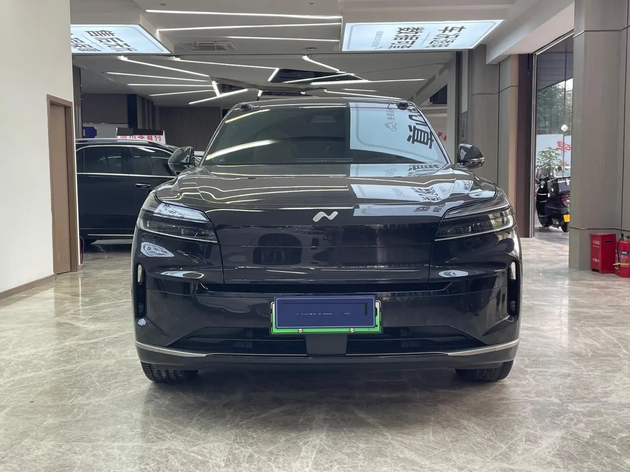 ONVO 2025 L90 Ultra Six‑Seater Automatic 2