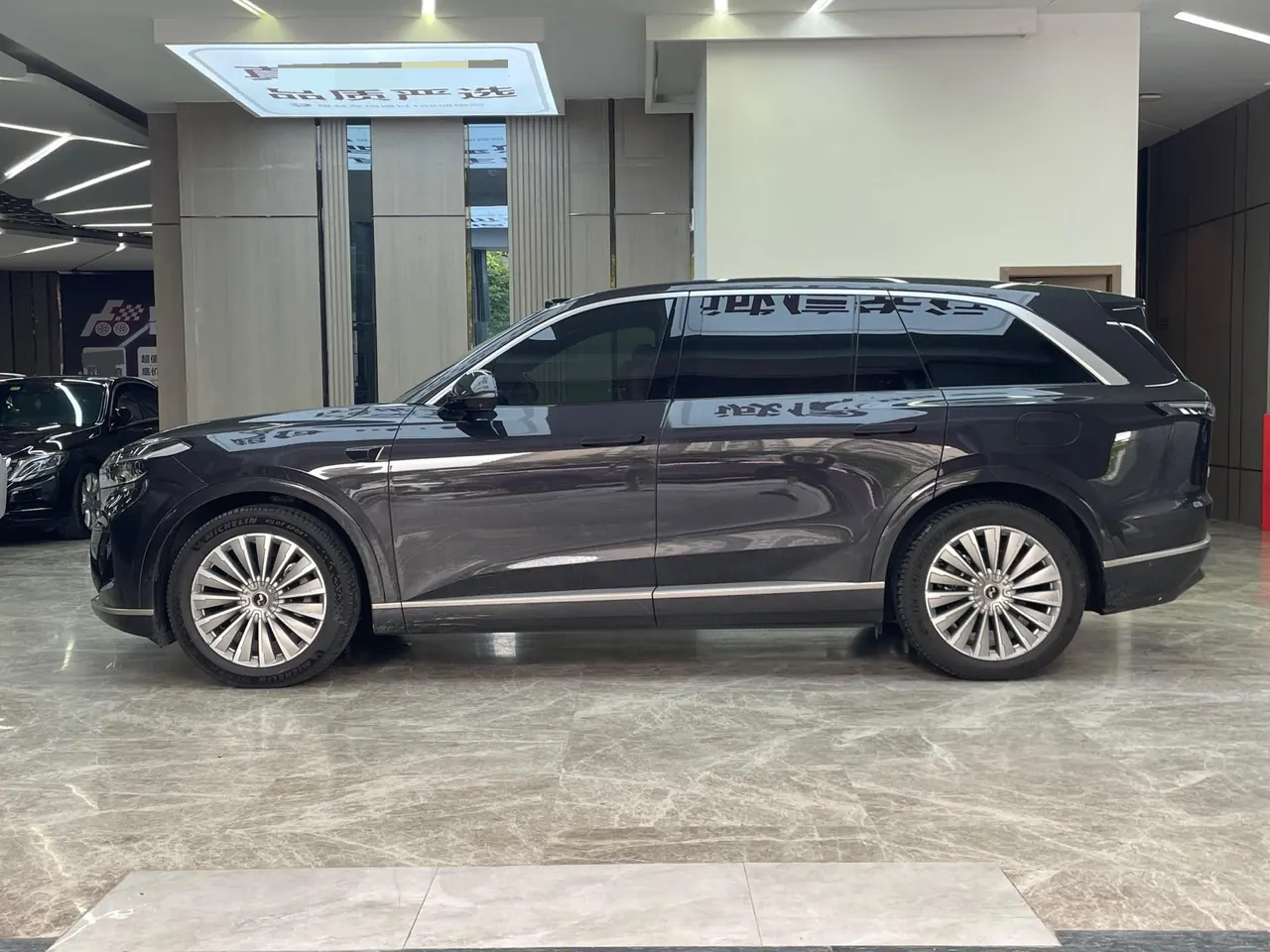 ONVO 2025 L90 Ultra Six‑Seater Automatic 4