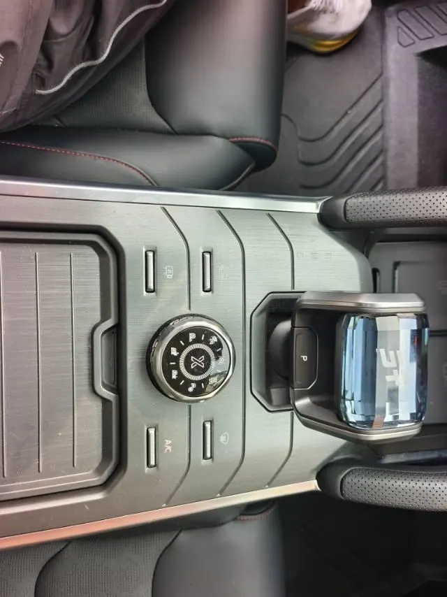 Jetour 2025 Traveler 2.0TD 4WD Star Guard Automatic Transmission 15