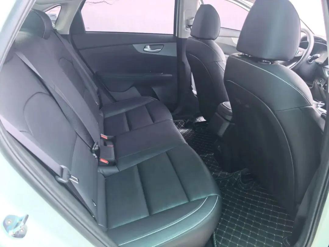 Kia 2024 K3 1.5 Stepless Comfort Premium Edition Automatic Gear 3