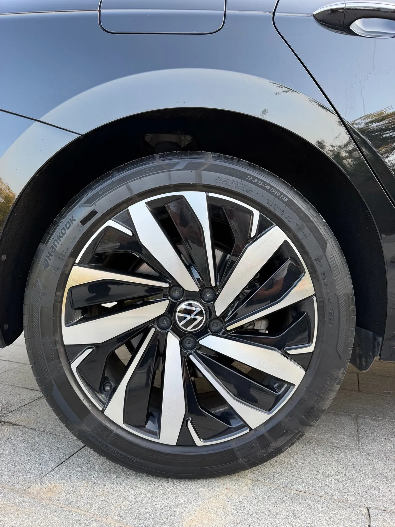 Volkswagen 2025 Passat 2.0TSI 380TSI Subut Long Yao Edition Automatic Gear 8