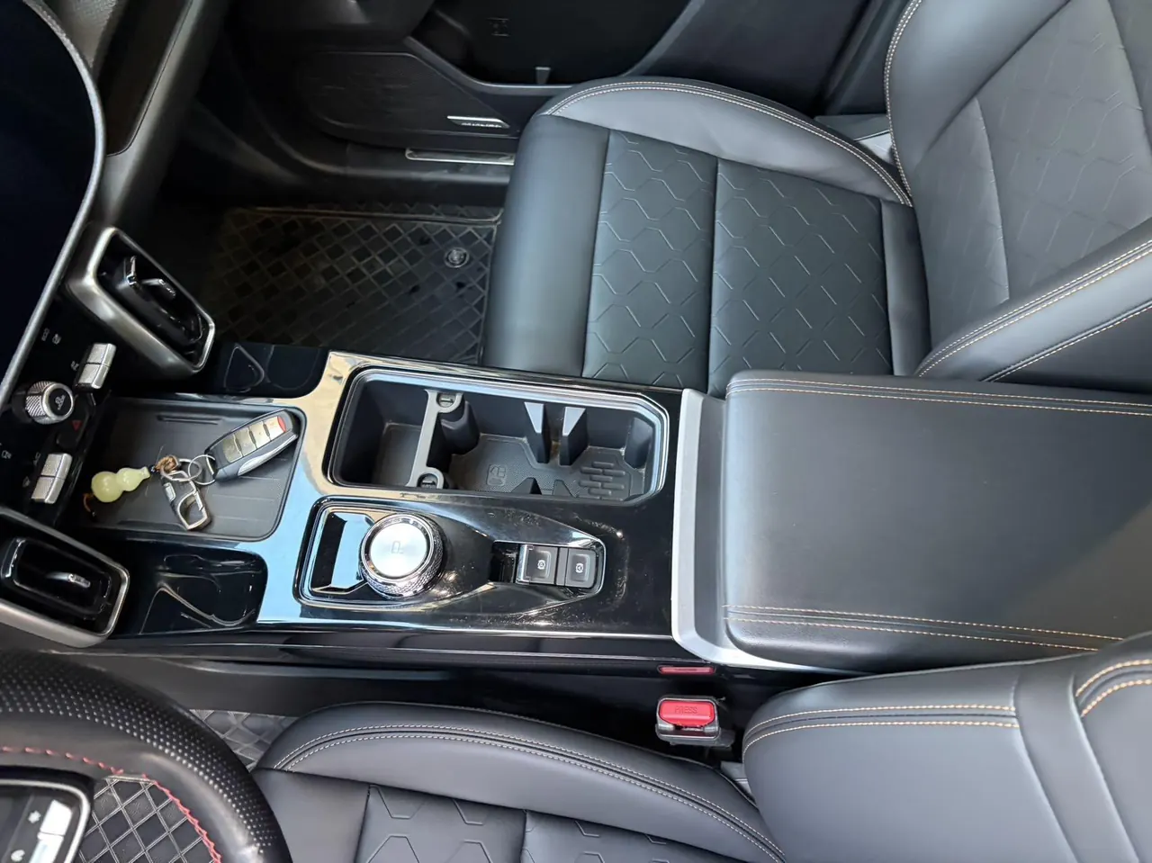 Haval 2022 big dogs 1.5T two-wheel-drive border animal husbandry version automatic gear 4