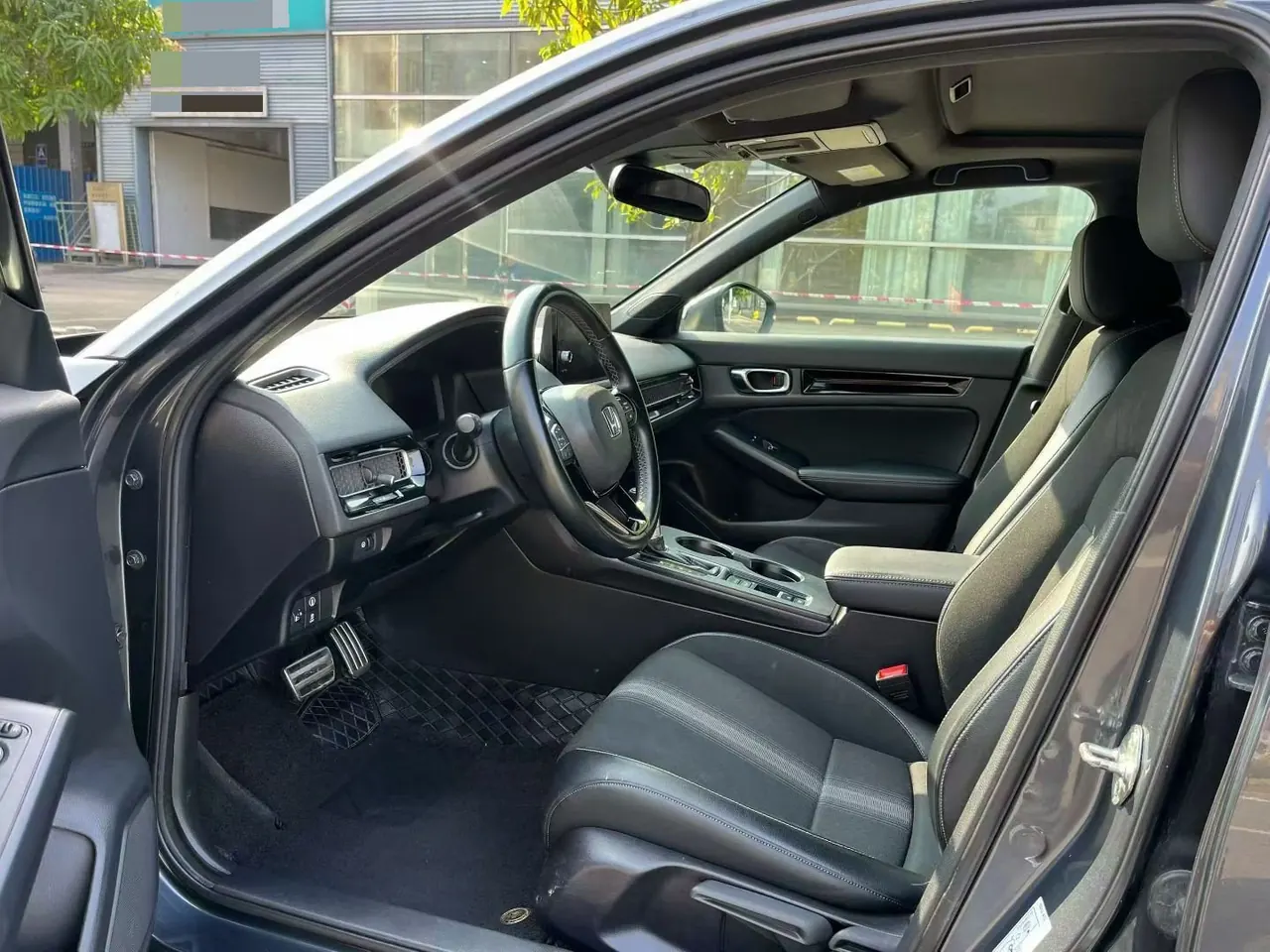 Honda 2022 Civic 1.5T Stepless 240TURBO Combustion Edition Automatic Gear 4