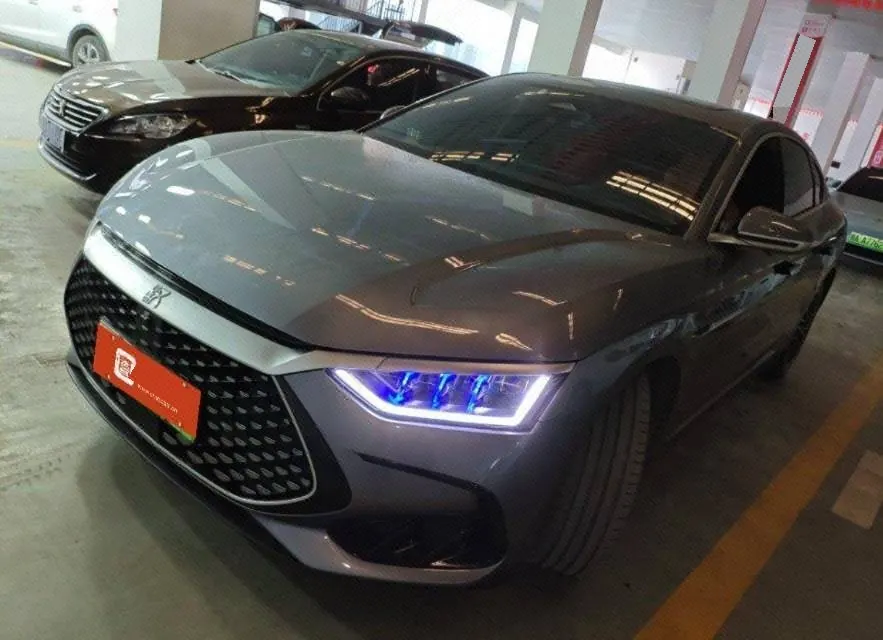 打开图片灯箱：BYD 2022 Han DM-i 1.5T stepless 121KM honorable automatic gear