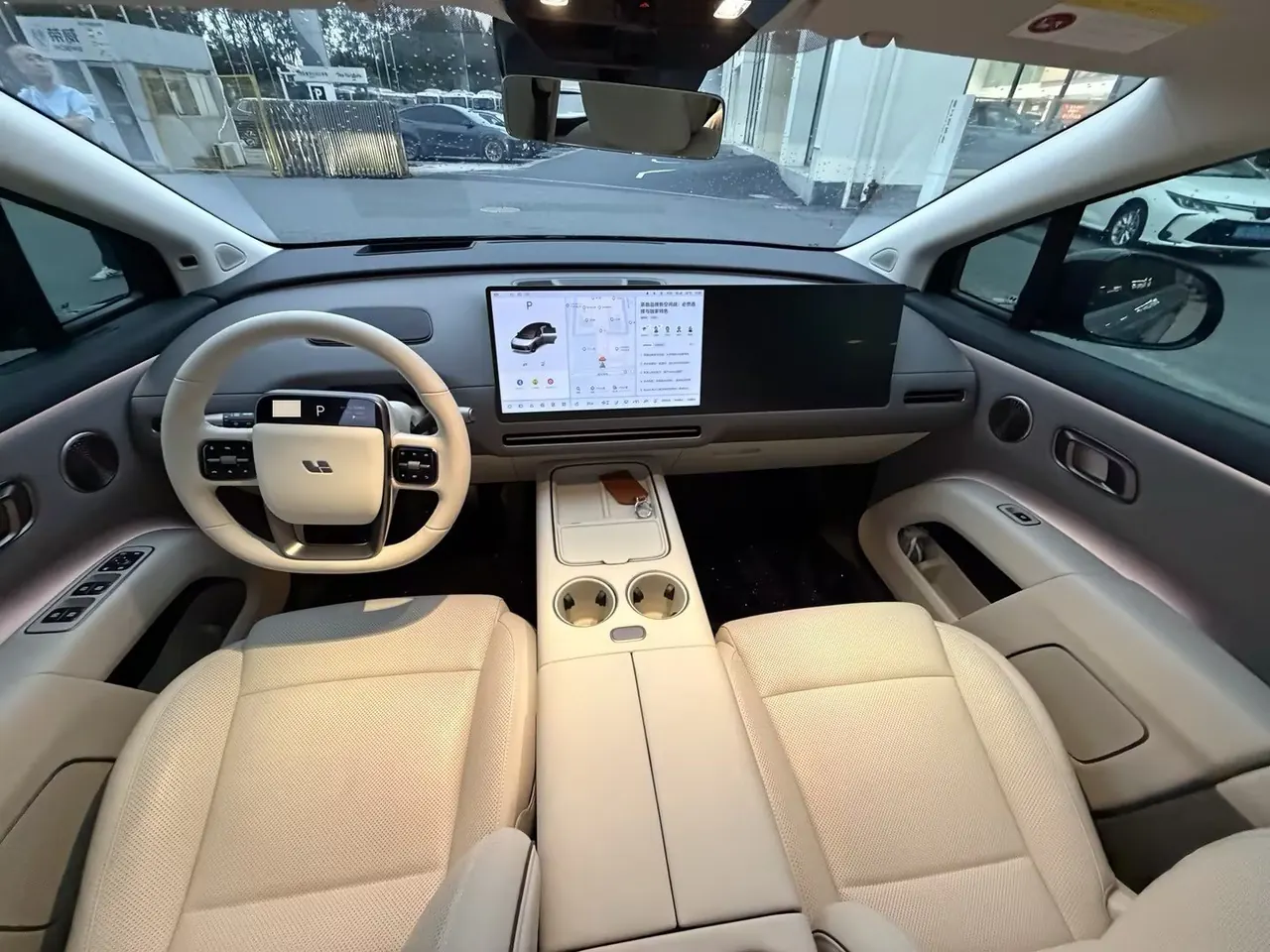 Li 2025 i8 Standard Edition Automatic Gear 6