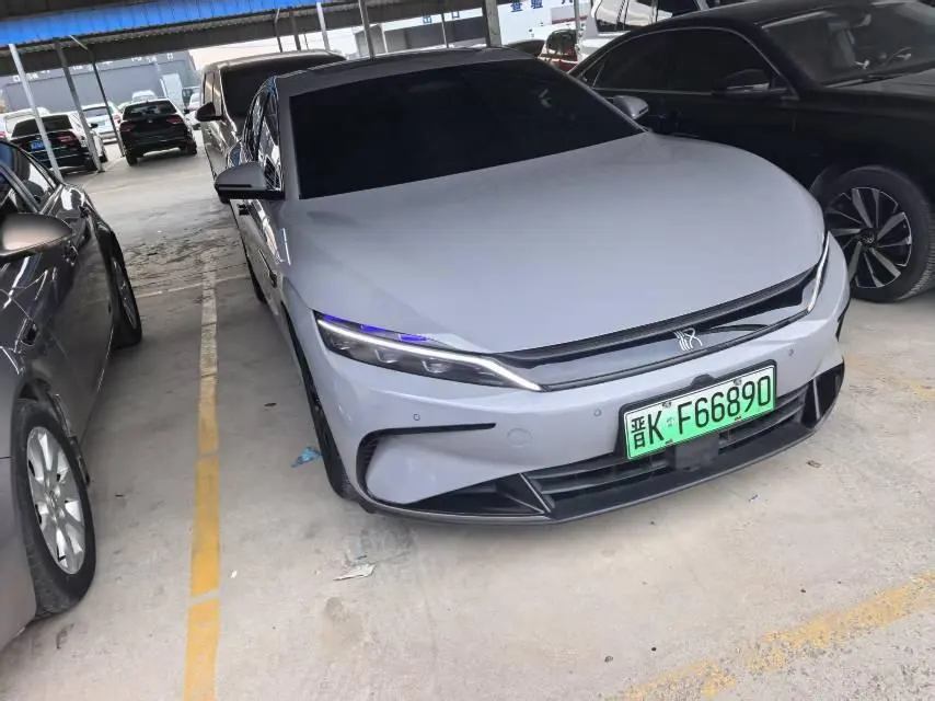 BYD 2025 Chinese DM-i 1.5T stepless 125KM elite automatic gear 2