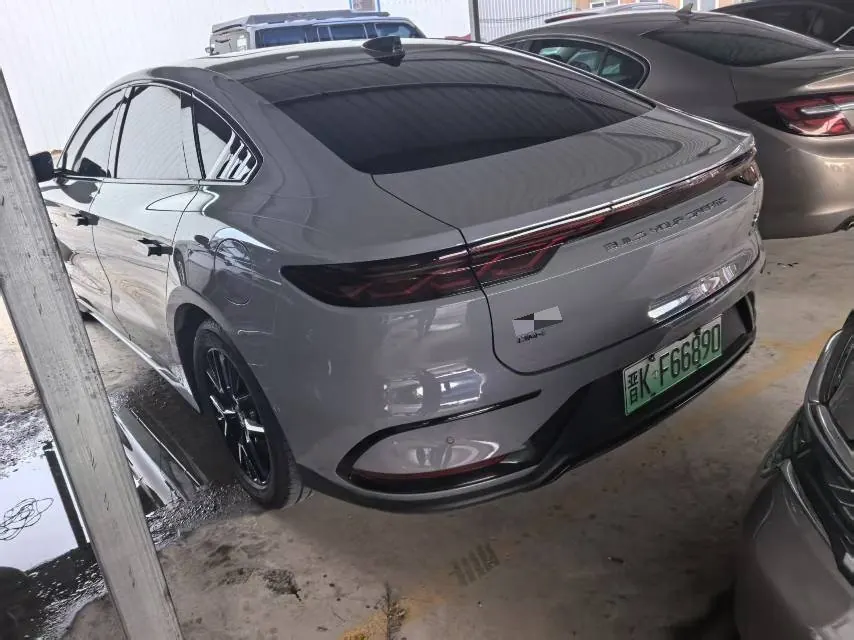 BYD 2025 Chinese DM-i 1.5T stepless 125KM elite automatic gear 3