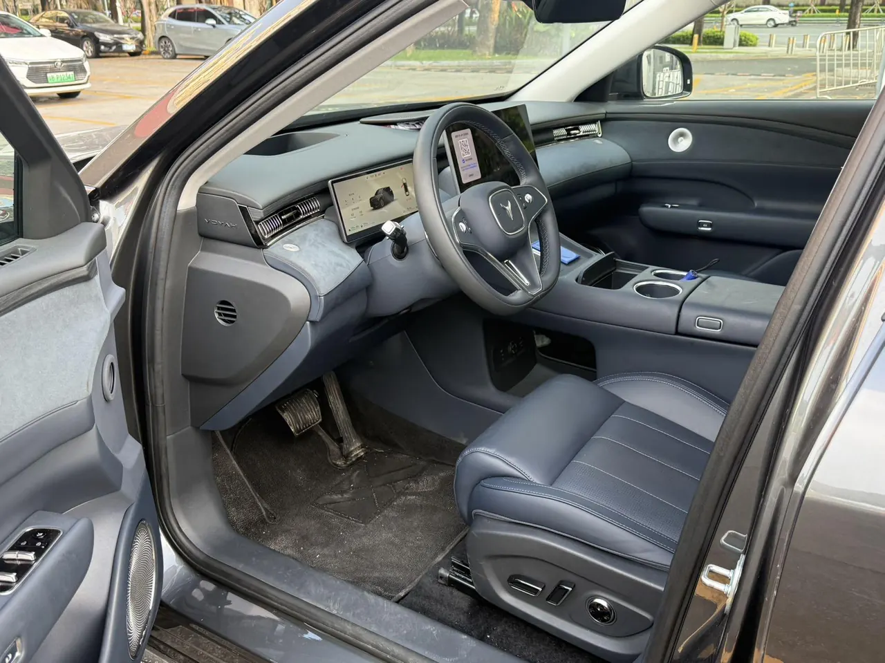Voyah 2025 FREE four-wheel drive dry Kun version of automatic gear 3