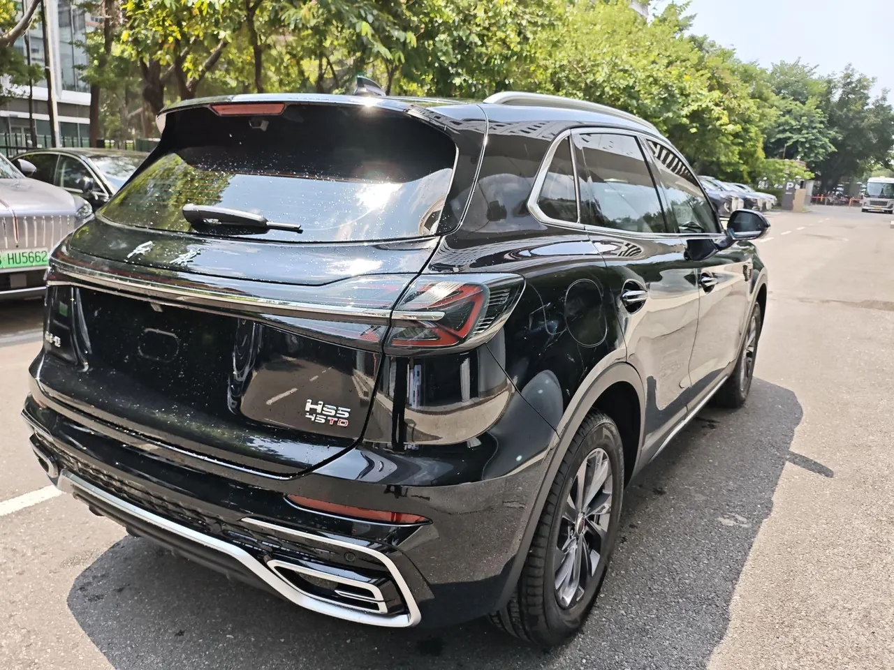 HongQi 2026 HS5 2.0T Two-Drive Flag Enjoy Pro Edition Automatic Gear 4
