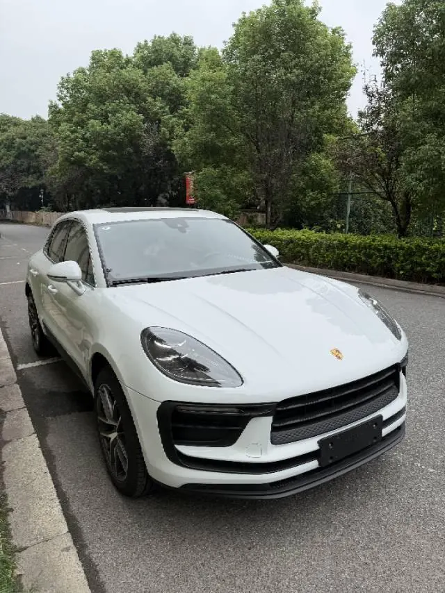Porsche Macan (Imported) 2025 Macan 2.0T Dream Edition Automatic Gear 2