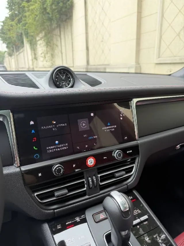 Porsche Macan (Imported) 2025 Macan 2.0T Dream Edition Automatic Gear 4
