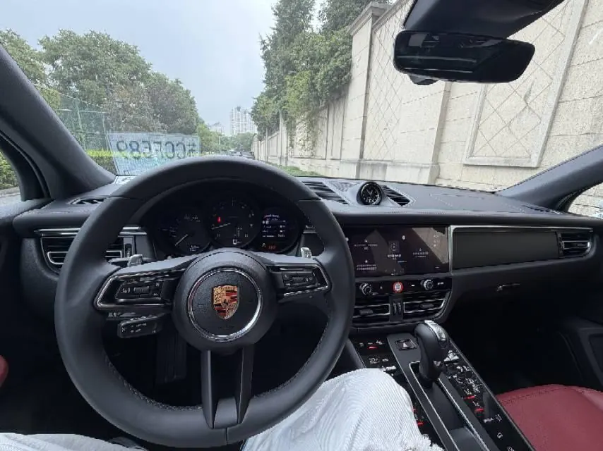 Porsche Macan (Imported) 2025 Macan 2.0T Dream Edition Automatic Gear 5