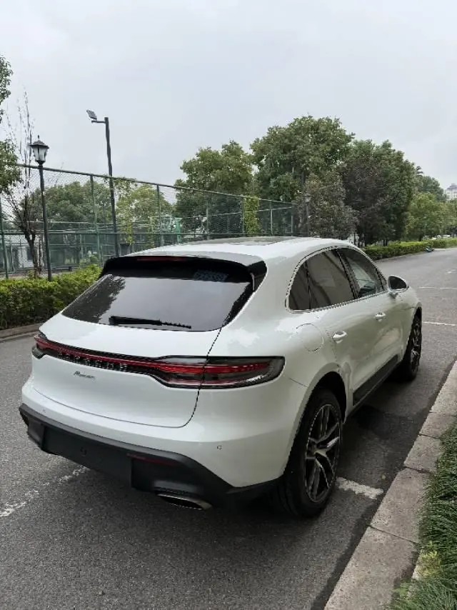 Porsche Macan (Imported) 2025 Macan 2.0T Dream Edition Automatic Gear 8