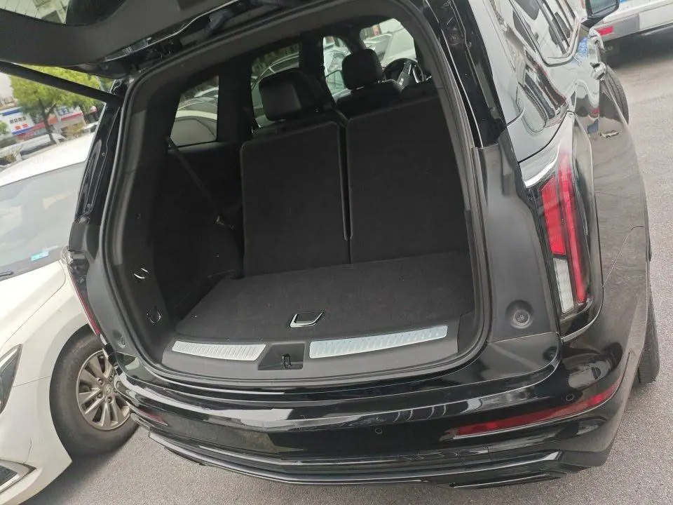 Cadillac 2025 XT6 48V 2.0T 6 4-wheel drive distinguished administrative black standard automatic gear 7