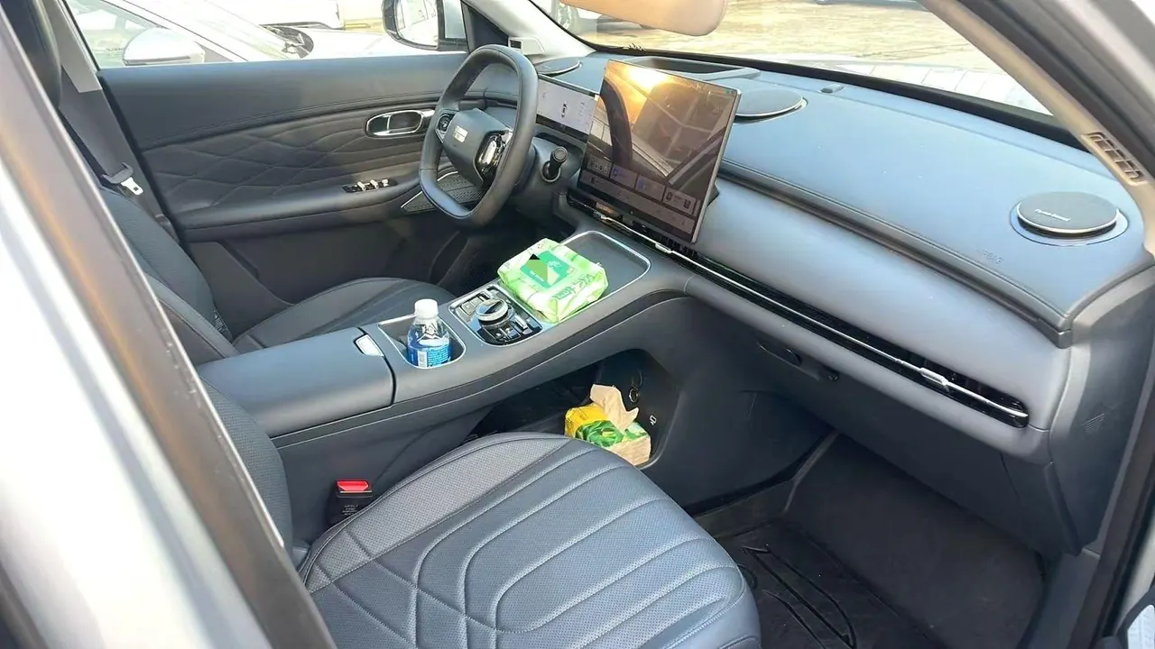 Geely Galaxy 2026 Starship 7 EM-i 1.5 135km Starship Edition Automatic Gear 4