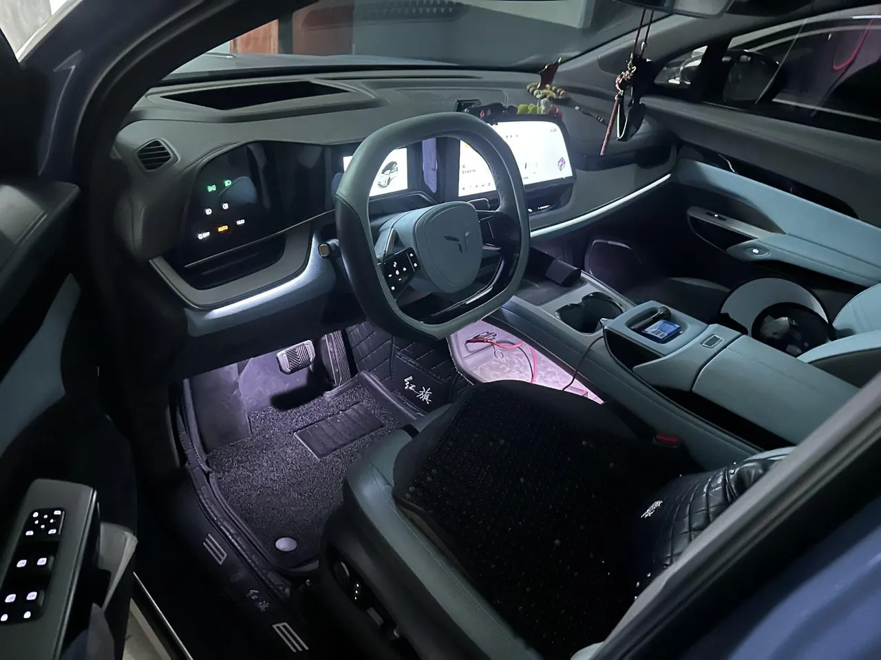 HongQi 2025 Tiangong 08 605 Max Rear Drive Automatic Gear 4