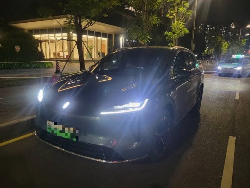 Открыть галерею: Shangjie 2025 H5 extended range Pro automatic gear