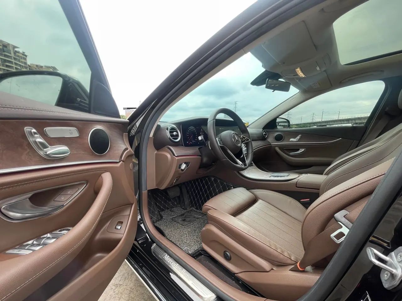 Mercedes Benz E Class 2021 E 260 L 2.0T Sports (Modified) Automatic Gear 5