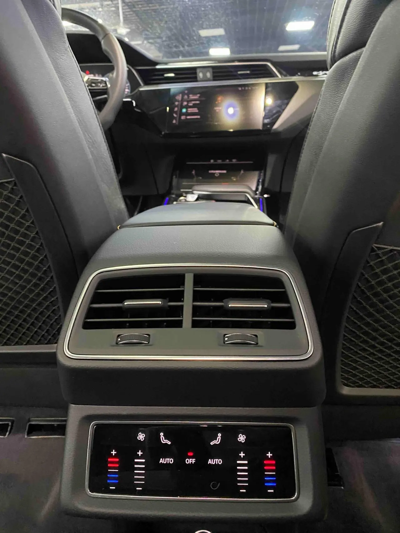 Audi 2021 e-tron 50 Quattro Complete Selection of Automatic Transmission 16