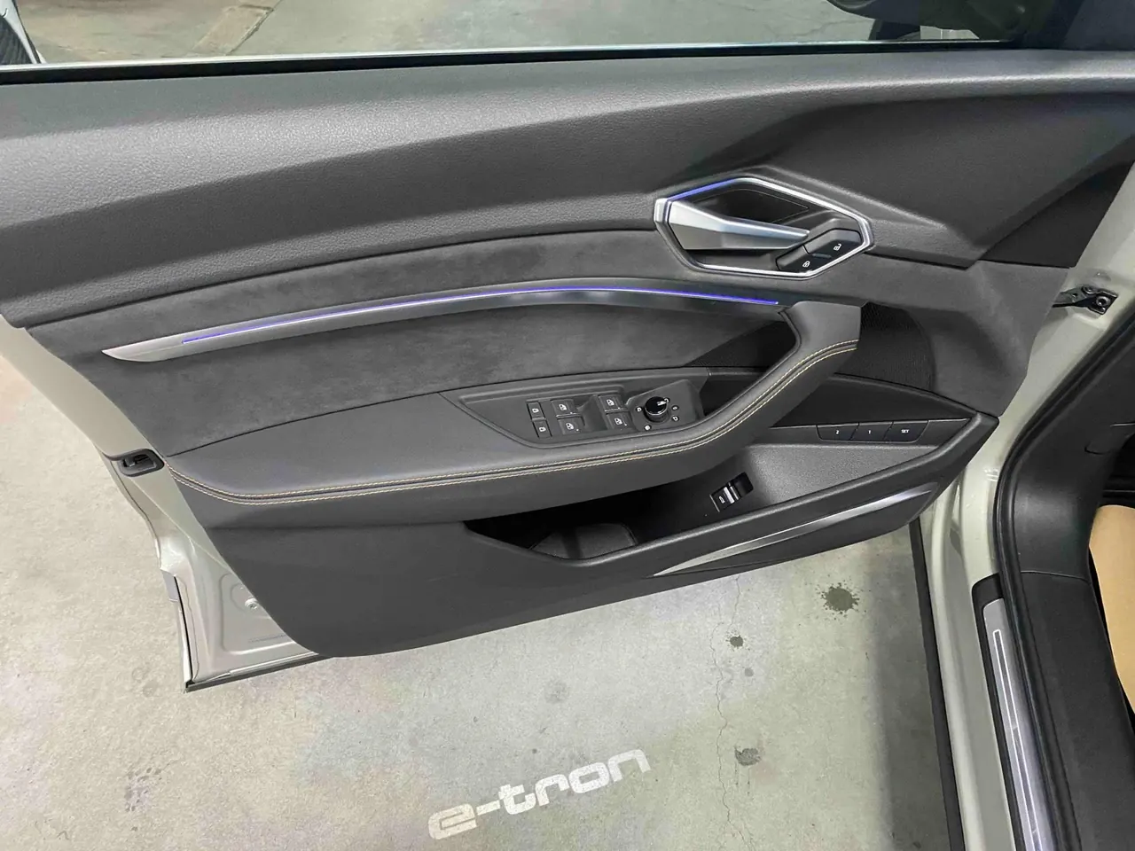 Audi 2021 e-tron 50 Quattro Complete Selection of Automatic Transmission 18