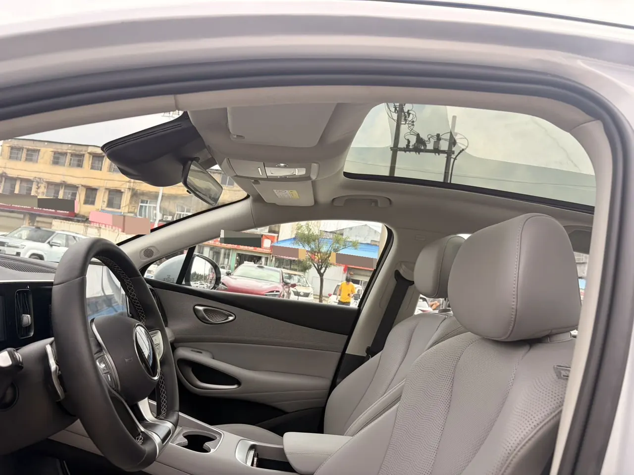 BYD 2025 Sea Lion 05 EV 520KM Zhihang Edition Automatic Gear 8