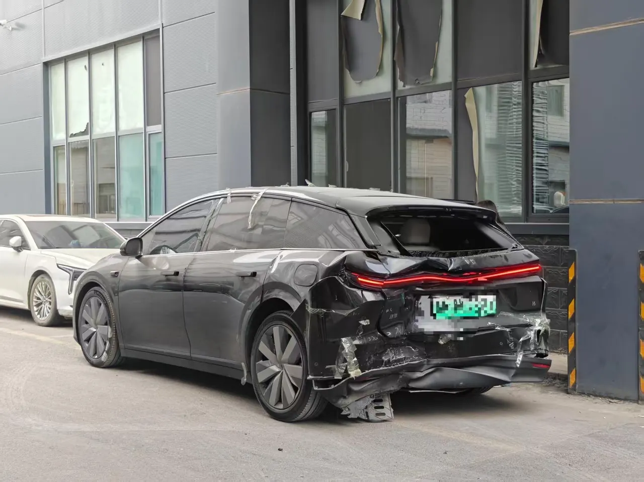Li 2025 i6 four-wheel drive basic automatic transmission 5