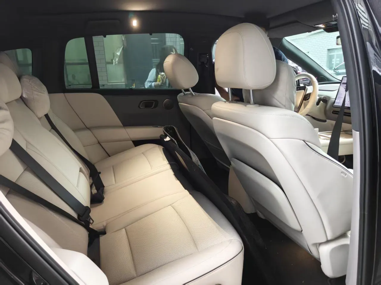 Li 2025 i6 four-wheel drive basic automatic transmission 8