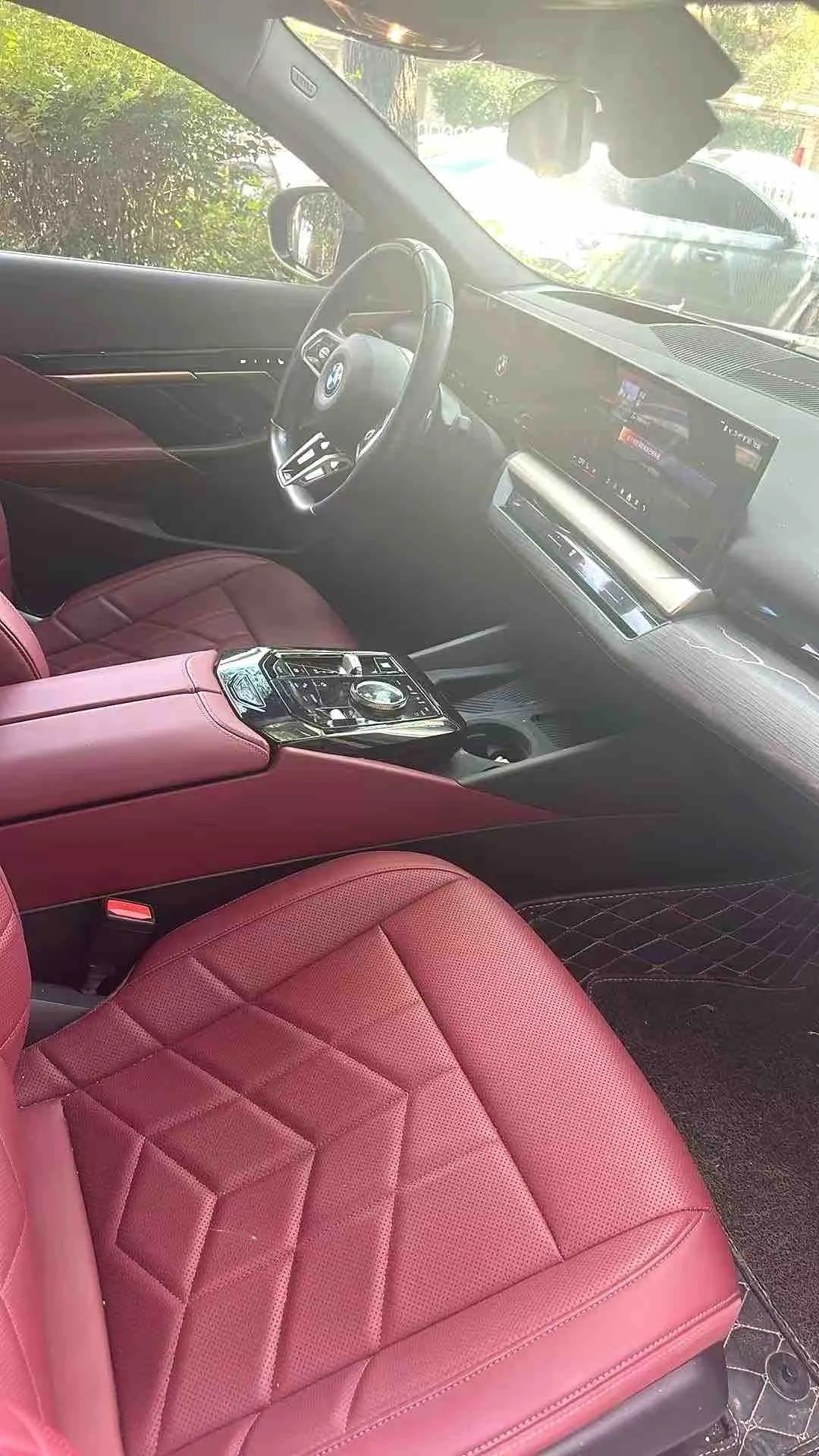 BMW 5 Series 2024 model 530Li 48V 2.0T Leading Edition M Sport Package Automatic 4