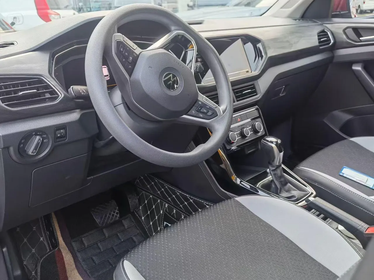 Volkswagen 2021 Shadow Exploration 1.5 Yue Zhi Lian Edition Automatic Gear 3