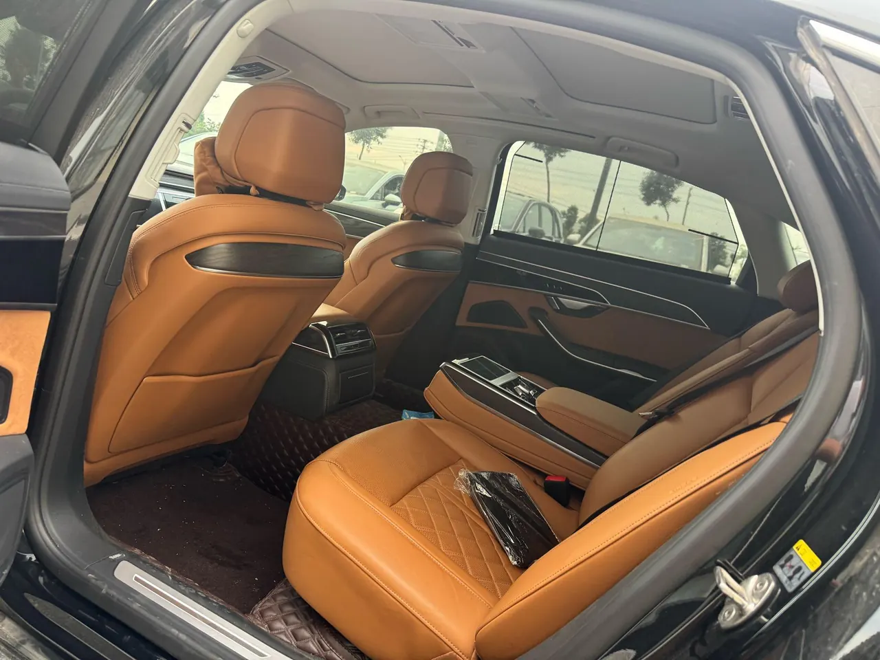 Audi A8L (Imported) 2024 A8L 48V 3.0TFSI 50TFSI Quattro Automatic Gear Selection 3