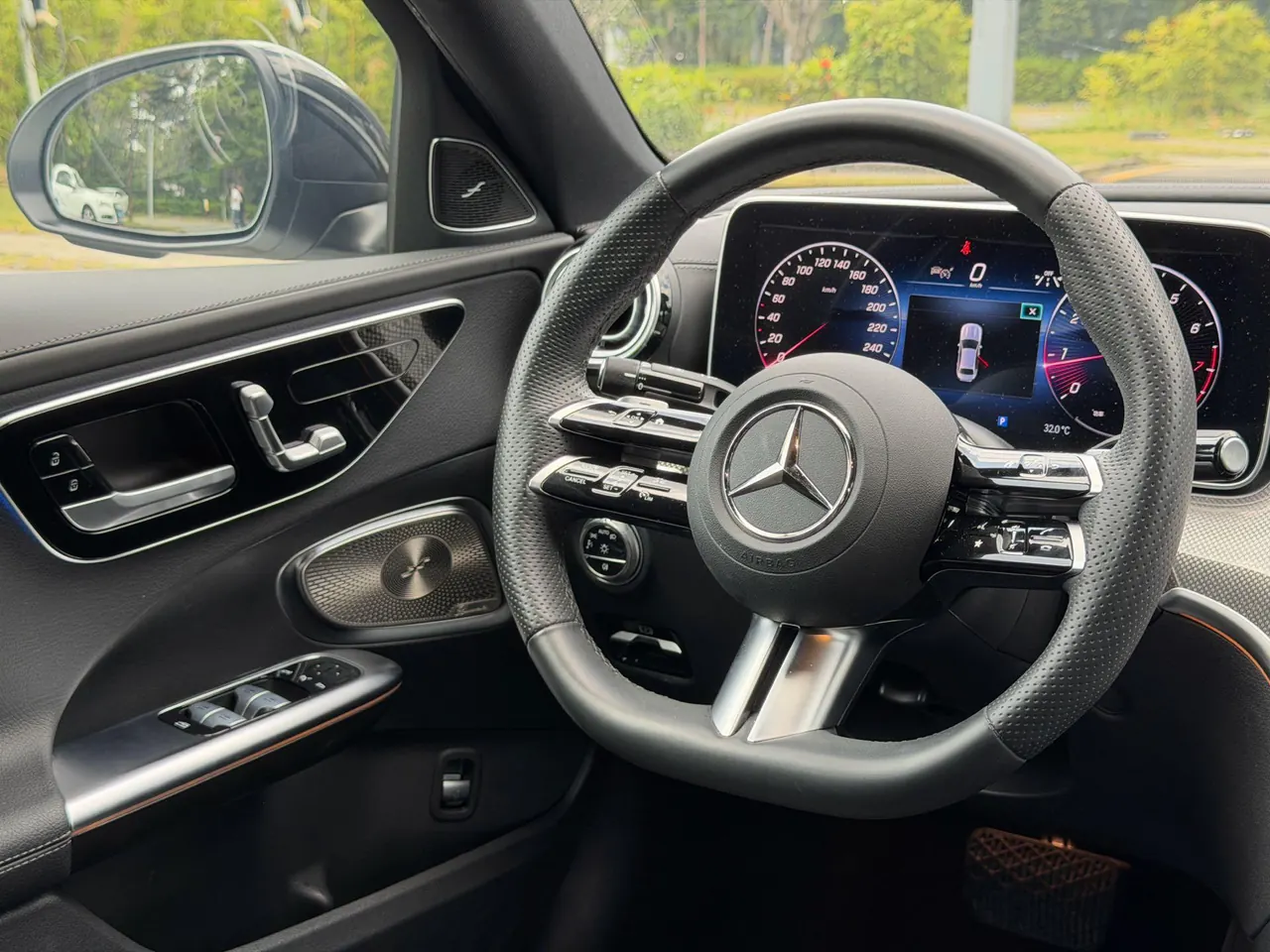 Mercedes Benz Class C 2024 C 260 L 48V 1.5T Hao Night Sports Edition Automatic Gear 13
