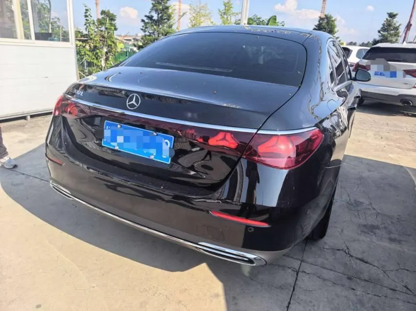 Mercedes Benz E Class 2024 E 300 L 48V 2.0T Luxury Automatic Gear 4