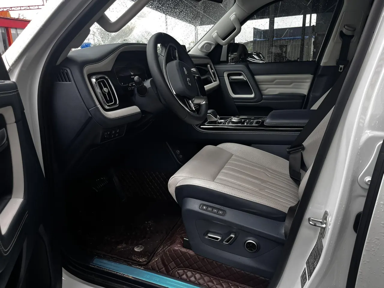 Beijing 2022 BJ60 48V 2.0T 51 Edition 7-seat Automatic Gear 3