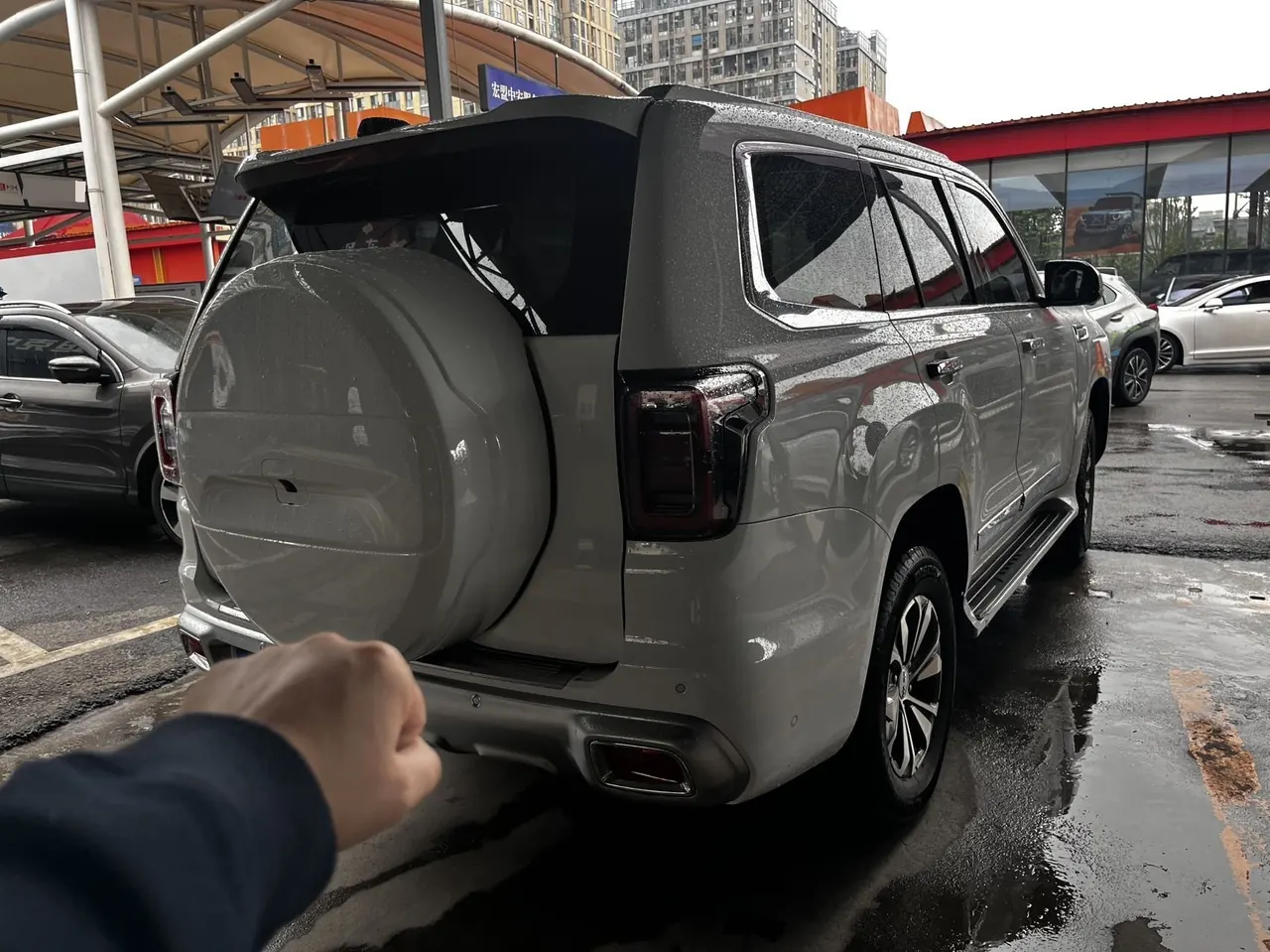 Beijing 2022 BJ60 48V 2.0T 51 Edition 7-seat Automatic Gear 5